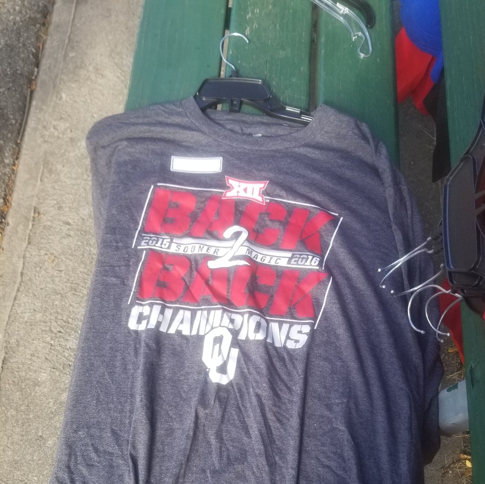 T shirt